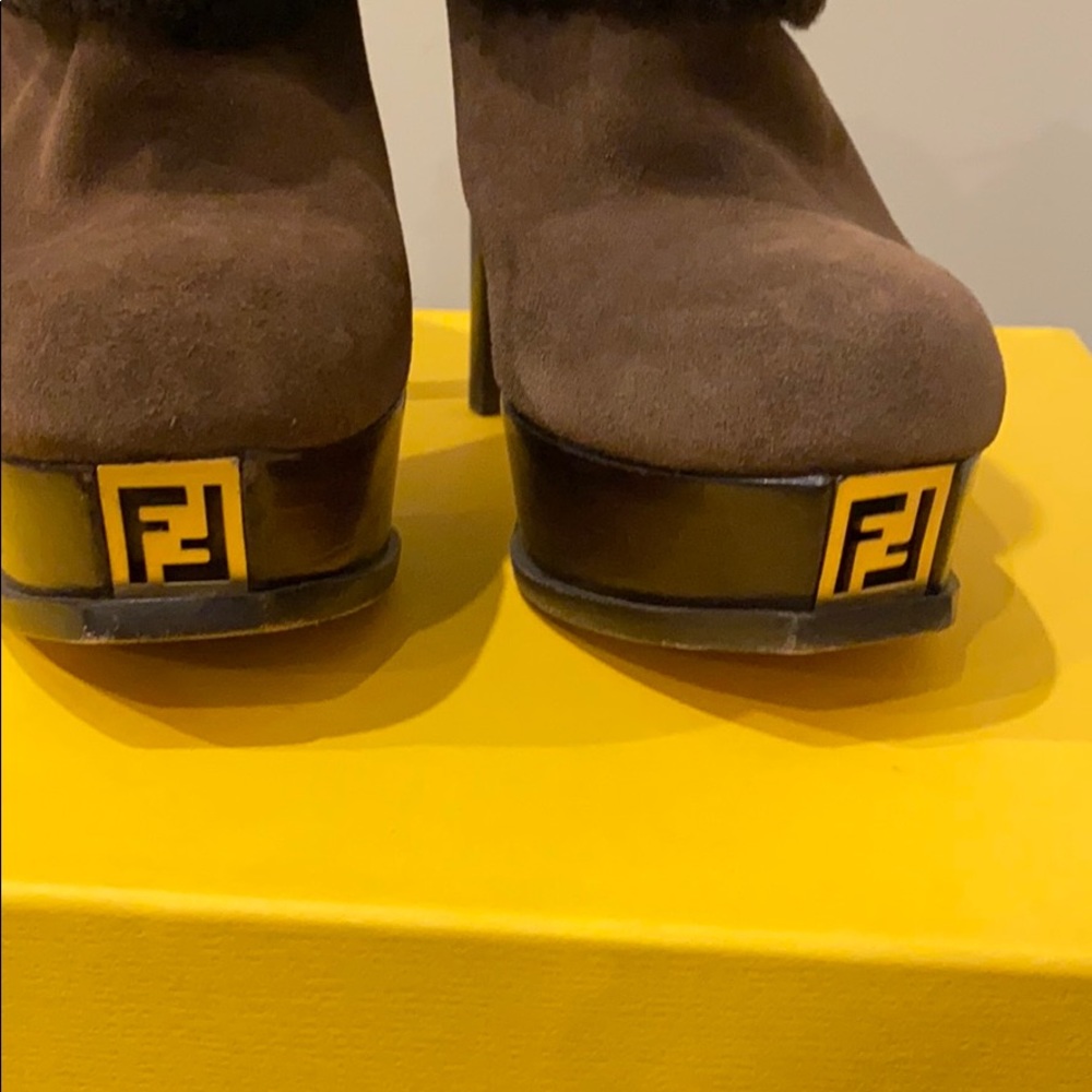 Authentic Fendi Heals - Picture 4 of 10